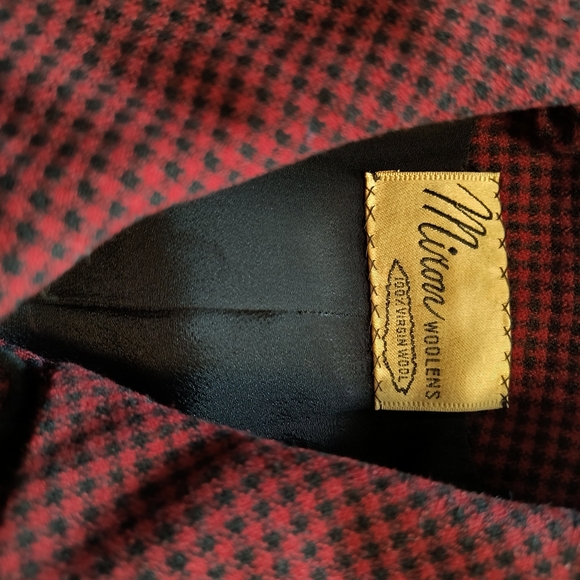 Vtg 1940s Burgundy and Black Blazer Asymmetrical Virgin Wool Miron Woolens - Picture 14 of 14